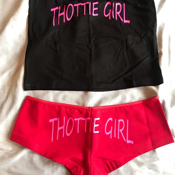 Girly girl twerking shorts - Picture 1 of 1